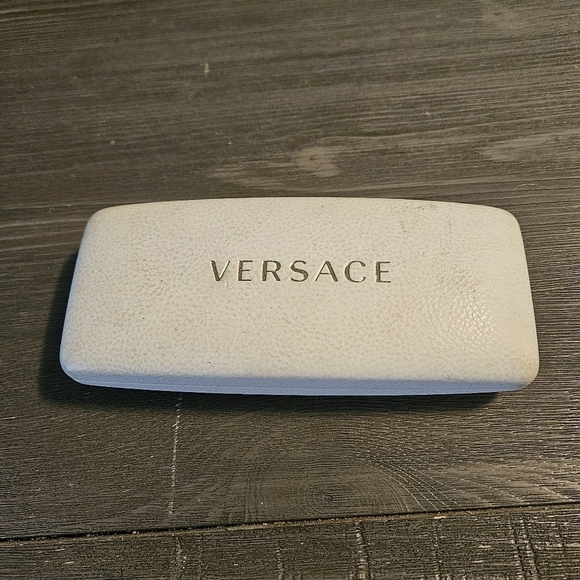 Versace prescription glasses in purple - Picture 5 of 5